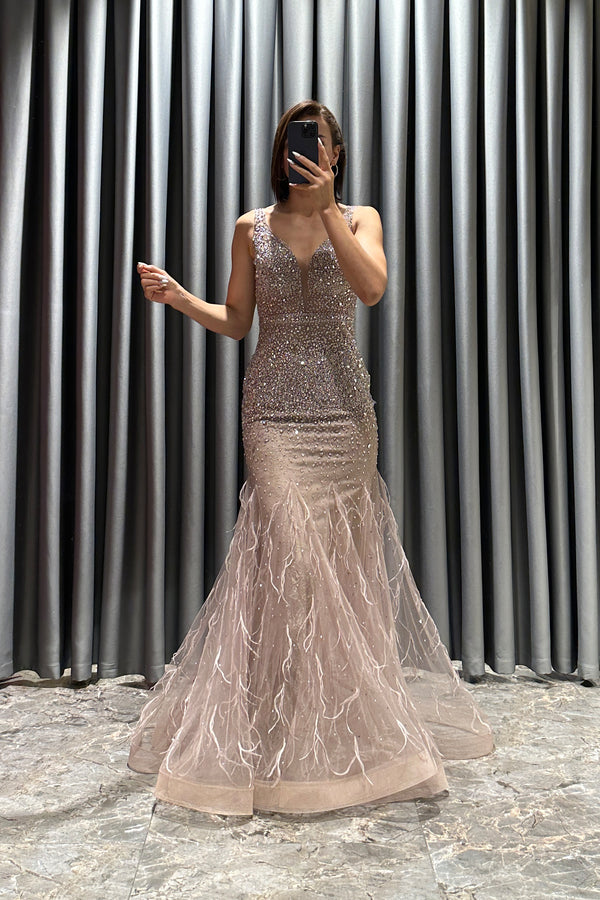 Vizon İşlemeli Etek Ucu Tüy Detaylı Tasarım Abiye