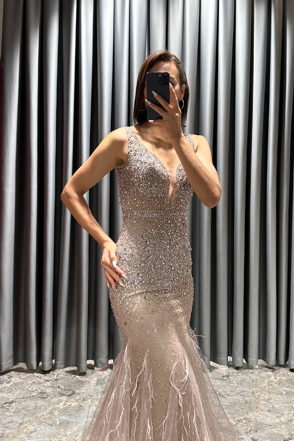 Vizon İşlemeli Etek Ucu Tüy Detaylı Tasarım Abiye