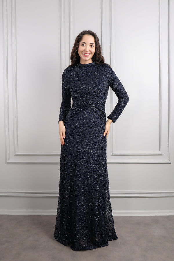 Hakim Yaka Beli Düğüm Detaylı Boncuk İşlemeli Tesettür Büyük Beden Abiye Lacivert