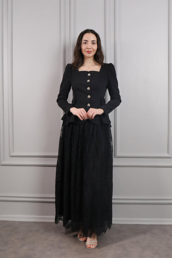 Kare Yaka Düğmesi Kalp Görünümlü Fiyonk Detaylı Etek Takım Siyah