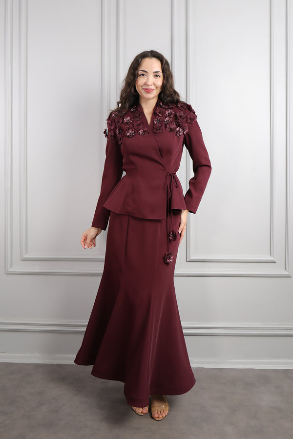 Omuzu Çiçek Detaylı Beli Kuşaklı Etek Takım Bordo
