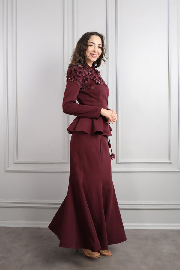 Omuzu Çiçek Detaylı Beli Kuşaklı Etek Takım Bordo