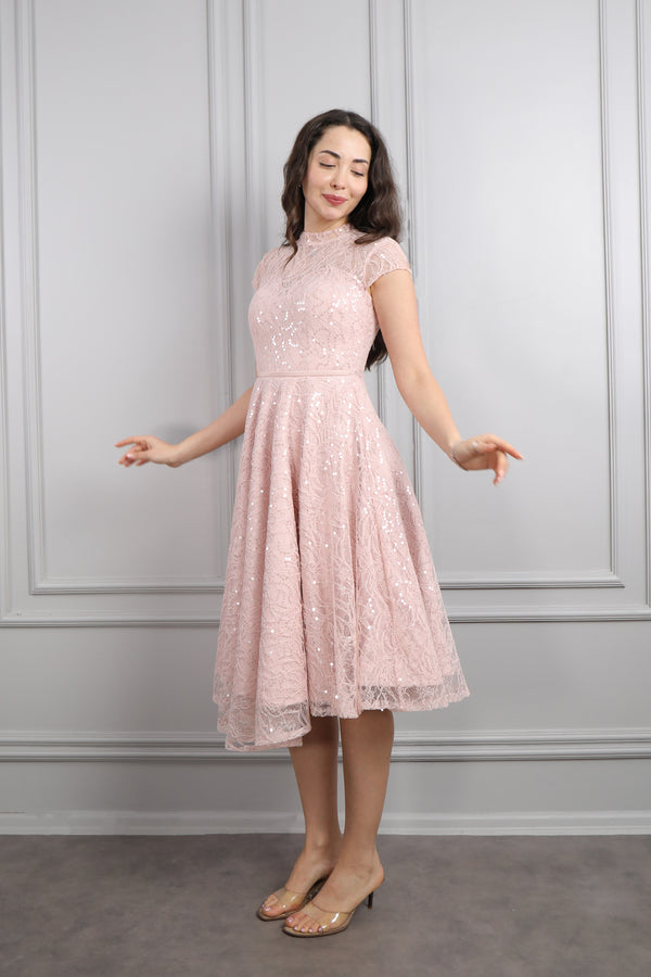 Hakim Yaka Üstü Transparan Simli Kısa Abiye Pudra