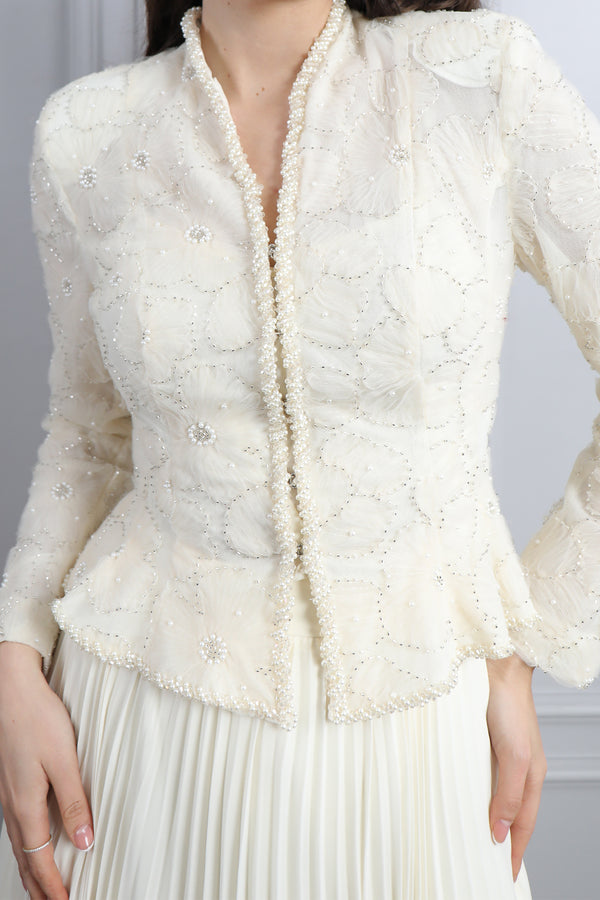 Ceketi Boncuk İşlemeli Çiçek Desenli Pileli Etek Takım Ekru