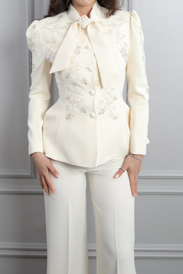 Yakası Bağlamalı Boncuk İşlemeli Pantolon Takım Ekru