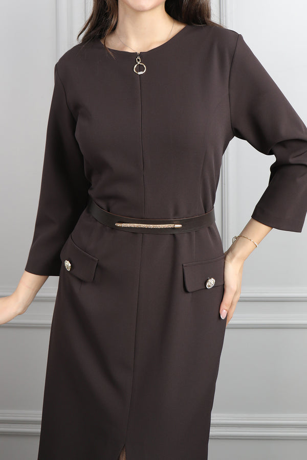 Önü Fermauralı Beli Kemerli Dantel Detaylı Büyük Beden Midi Boy Elbise Kahve