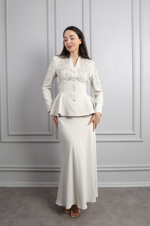 Ceketi Boncuk İşlemeli Saten Etek Takım Bej