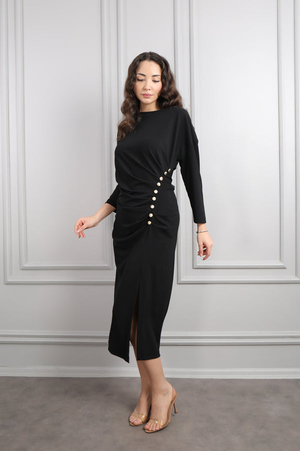 Beli Düğme Detaylı Drapeli Büyük Beden Midi Boy Elbise Siyah