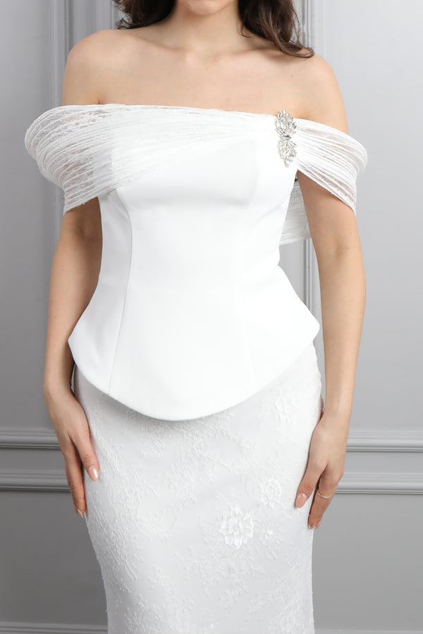 Kayık Yaka Taş Deatylı Dantelli Balık Model Abiye Krem