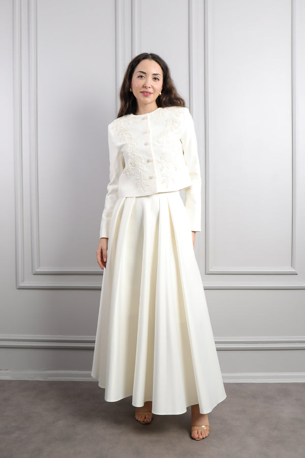 Ceketi Düğme Detaylı Boncuk İşlemeli Etek Takım Ekru