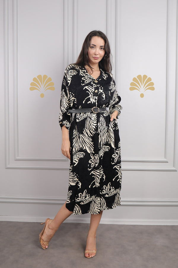 Önü Düğmeli Beli Kemerli Desenli Büyük Beden Elbise Siyah