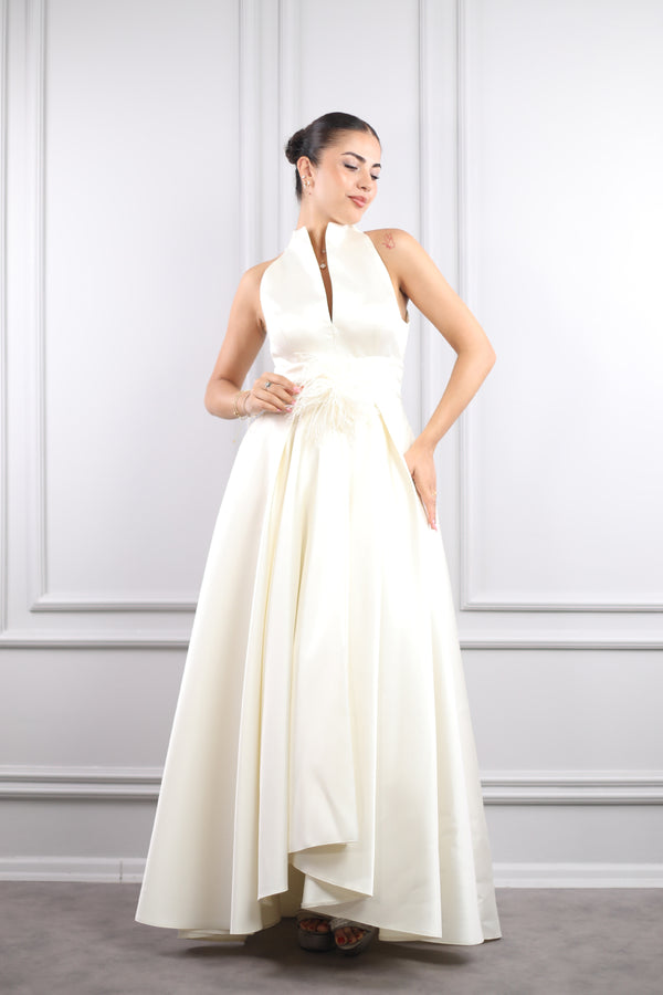 Hakim Yaka Beli Çiçek Detaylı Sırtı Dekolteli Abiye Ekru