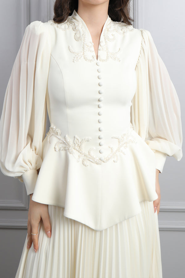 Önü Düğmeli Boncuk İşlemeli Pileli Etek Takım Ekru