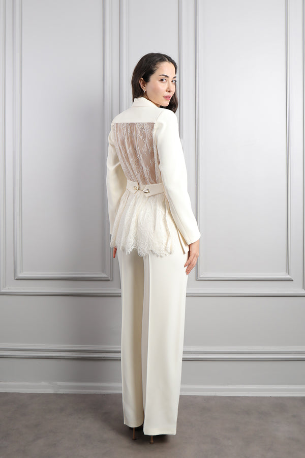 Önü Gold Düğmeli Sırtı Transapran Detaylı Pantolon Takım Ekru