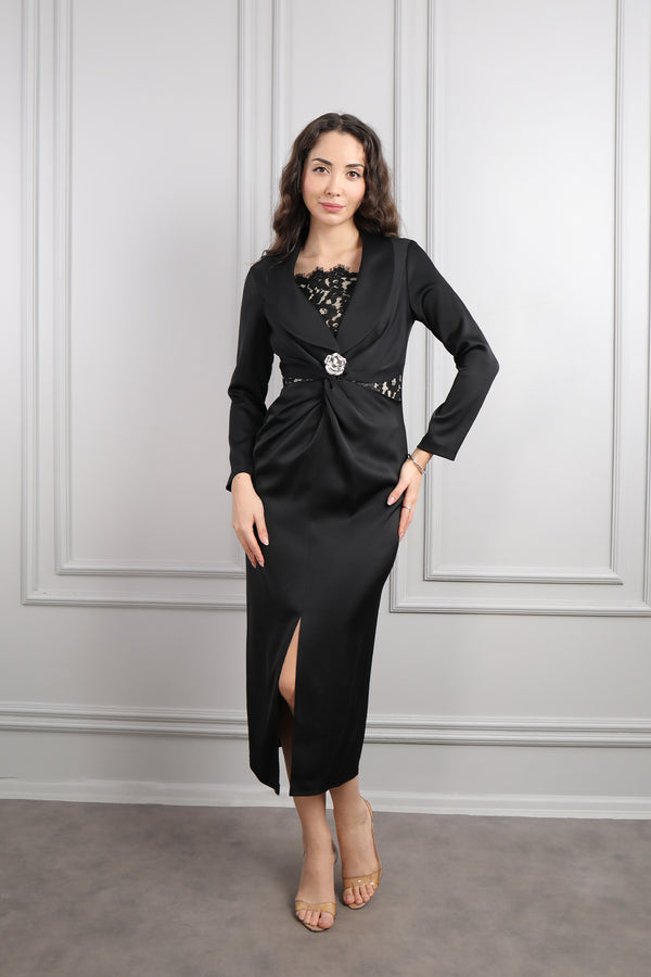 Beli Düğüm Detaylı Dantelli Midi Boy Saten Elbise Siyah