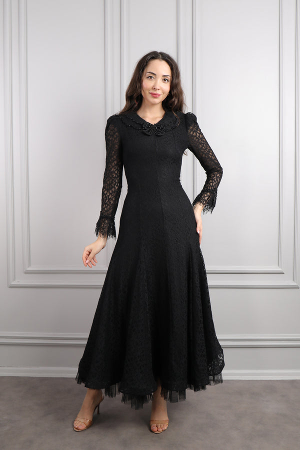 Bebe Yaka Boncuk İşlemeli Çanta Aksesuar Detaylı Dantel Elbise Siyah