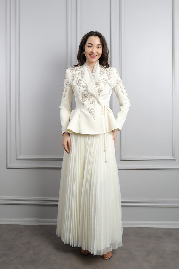 Ceketi Boncuk İşlemeli Belden Bağlamalı Pileli Etek Takım Ekru