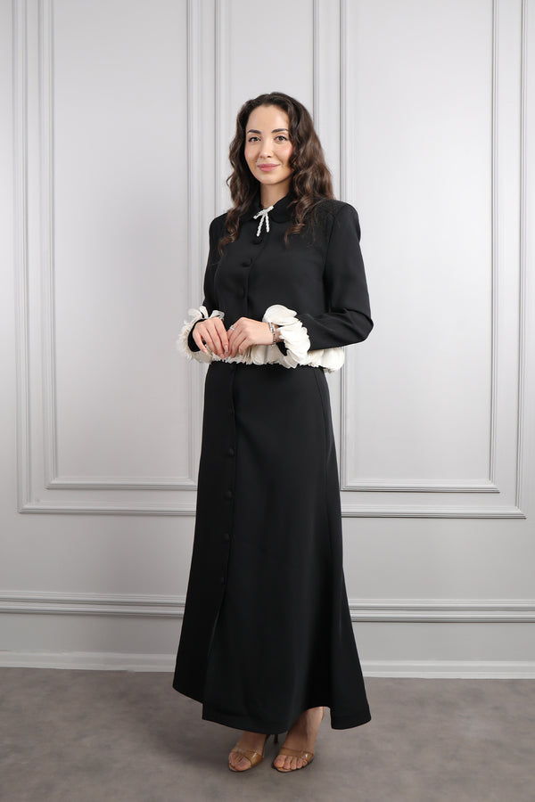 Yakası Fiyonk Detaylı Önü Düğmeli Etek Takım Siyah