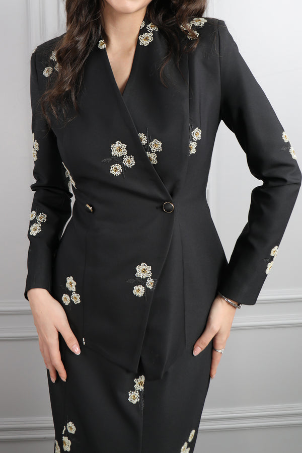 Boncuk İşlemeli Çanta Aksesuar Detaylı Etek Takım Siyah