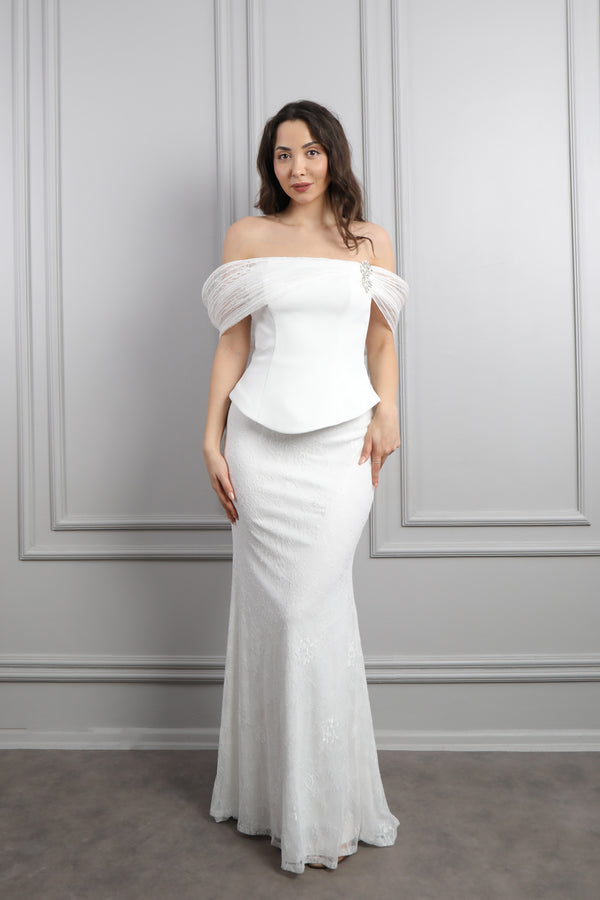 Kayık Yaka Taş Deatylı Dantelli Balık Model Abiye Krem