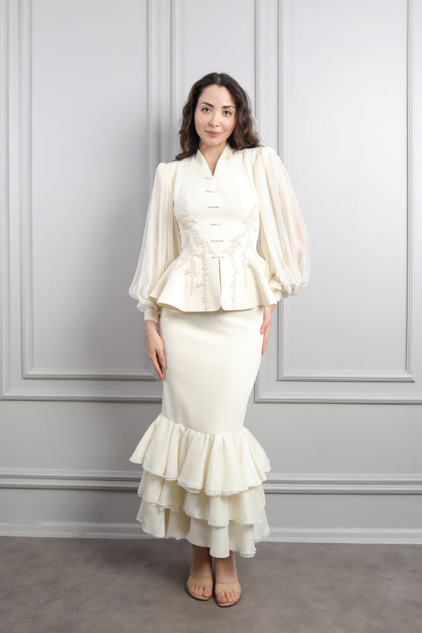 Önü Kurdele Detaylı Boncuk İşlemeli Etek Takım Ekru