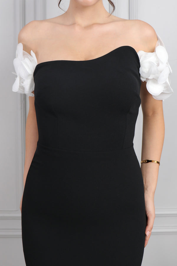 Kayık Yaka Kabarcık Tül Etek Detaylı Abiye Siyah-Ekru