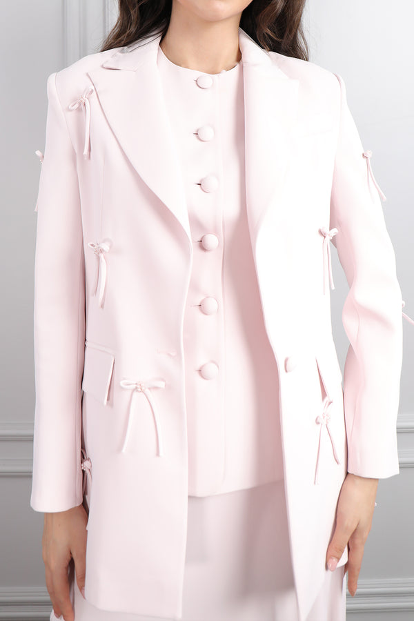 Ceketi Fiyonk Detaylı Üçlü Etek Takım Pudra