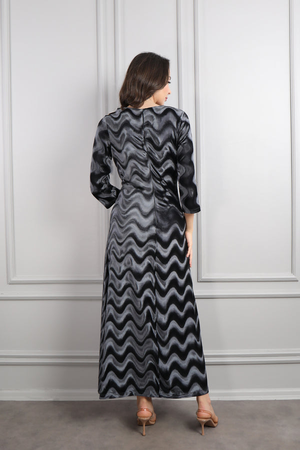 Beli Gold Detaylı Desenli Büyük Beden Kadife Elbise Gri