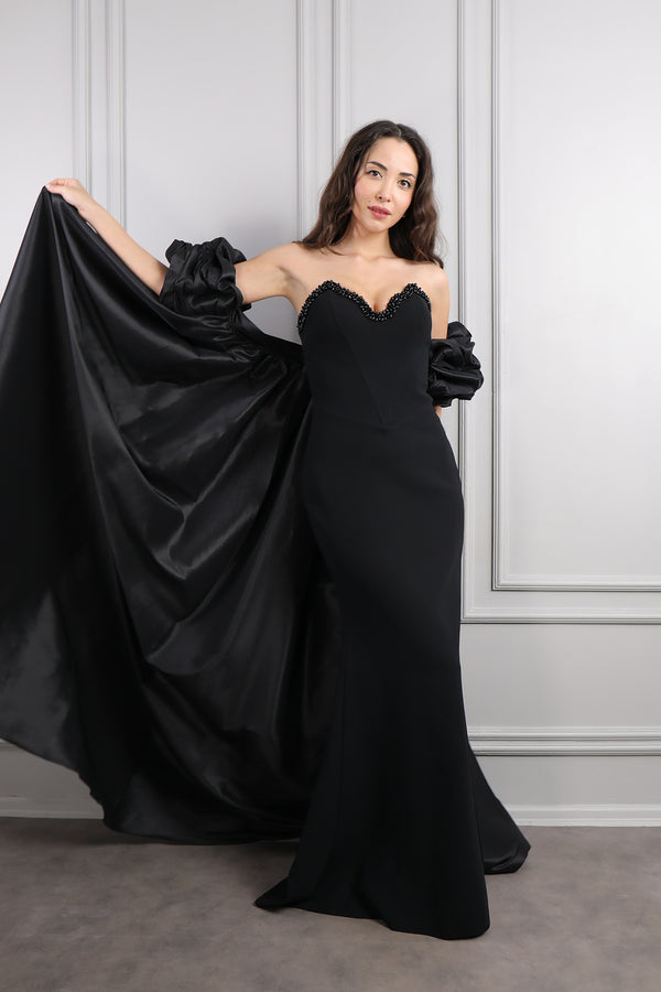 Straplez İnci İşlemeli Pelerin Detaylı Abiye Siyah