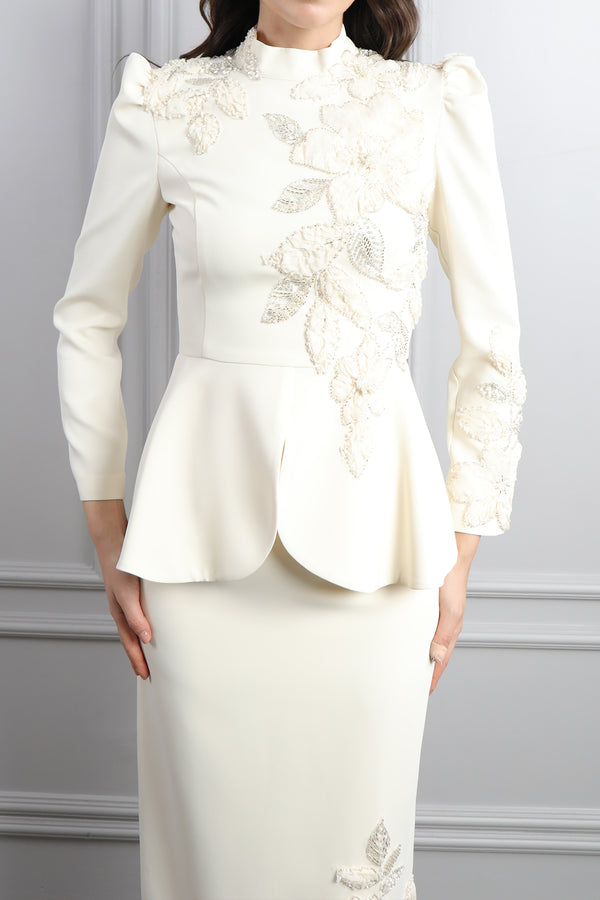 Hakim Yaka Çiçek Desenli Etek Takım Ekru