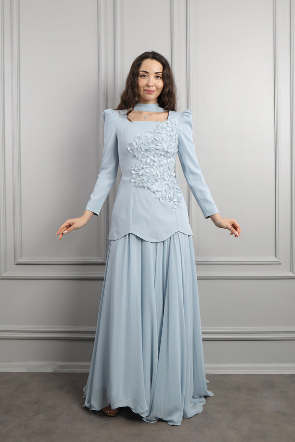 Kare Yaka Boncuk İşlemeli Fular Detaylı Şifon Etek Takım Mavi