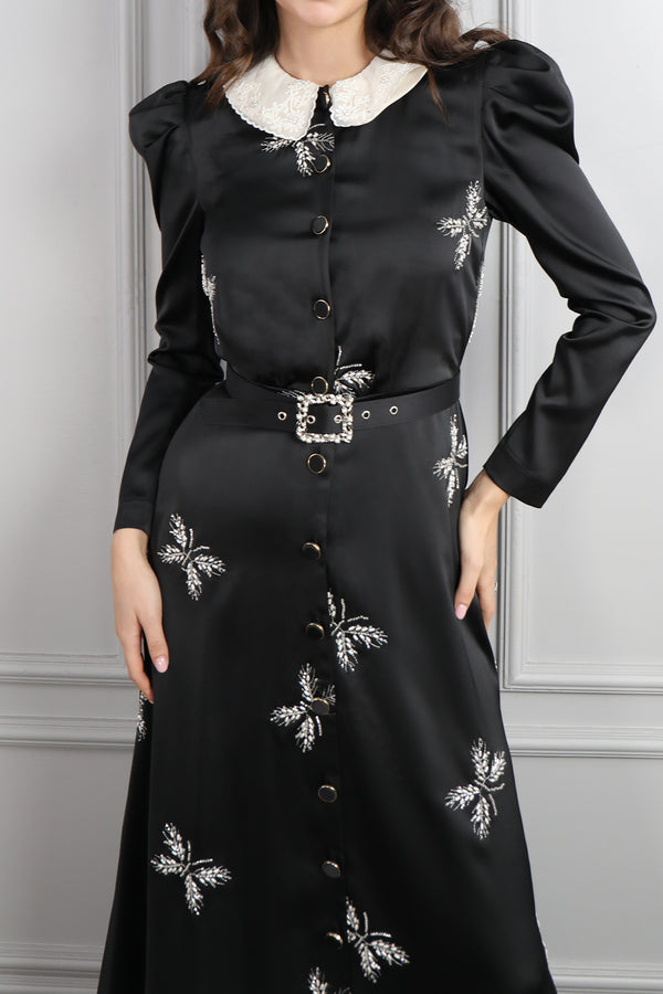 Bebe Yaka Beli Kemerli Boncuk İşlemeli Saten Elbise Siyah