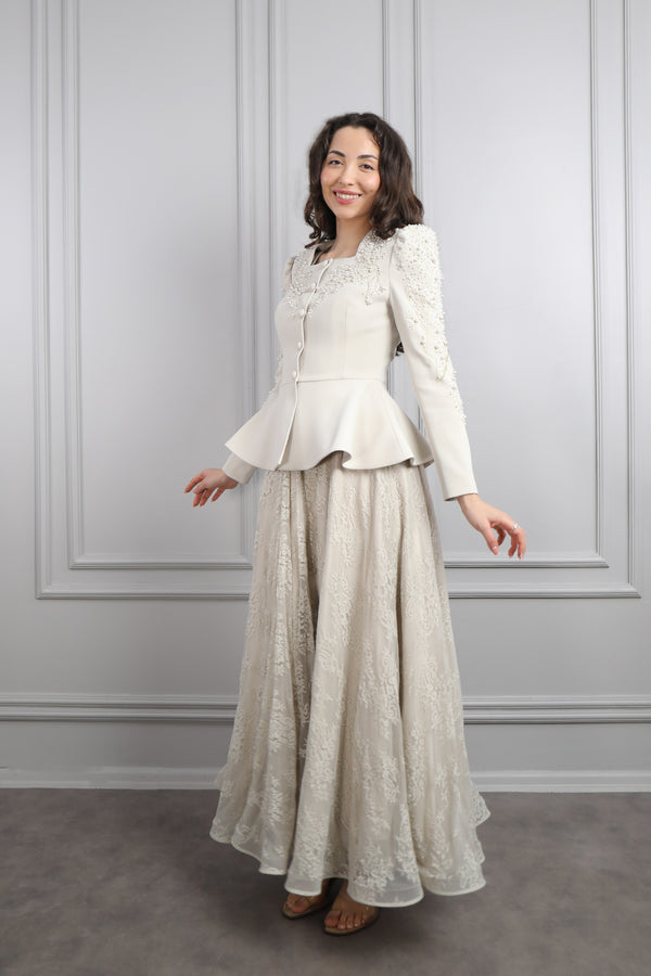 Ceketi İnci İşlemeli Dantelli Elbise Takım Bej