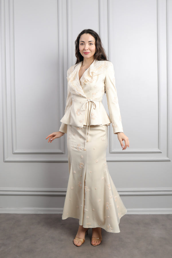 Bebe Yaka Beli Bağlamalı Boncuk İşlemeli Etek Takım Ekru