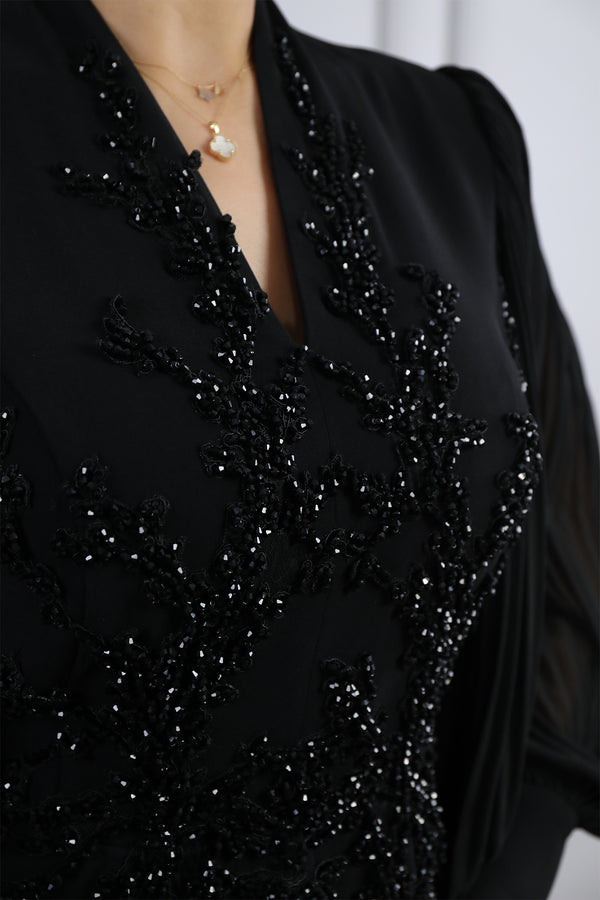 Önü Boncuk İşlemeli Balon Kol Elbise Siyah