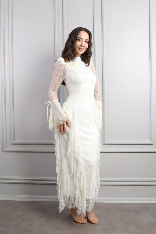 Hakim Yaka Transparan Kol Fırfır Detaylı Dantelli Elbise Kemik