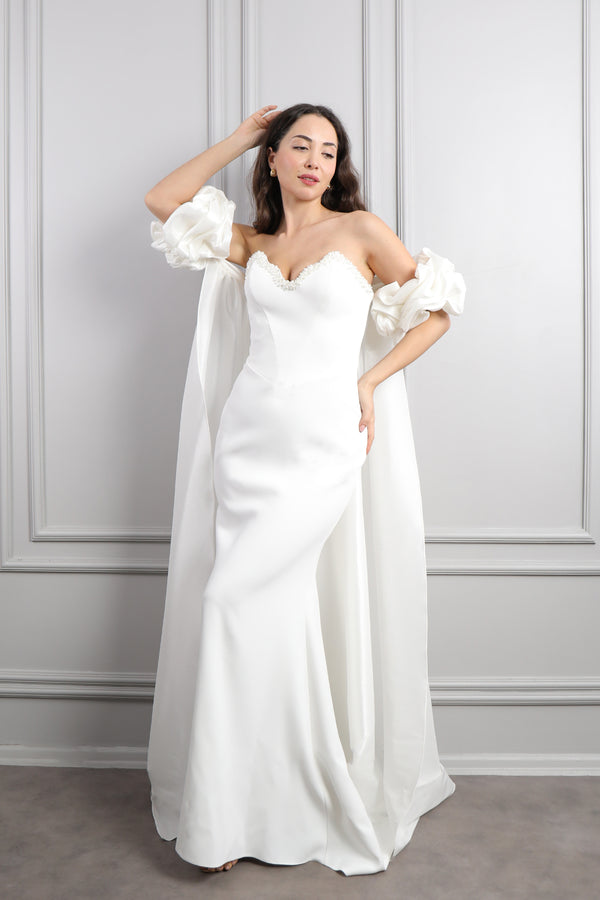 Straplez İnci İşlemeli Pelerin Detaylı Abiye Krem