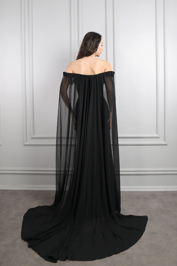 Kayık Yaka Boncuk İşlemeli Sırtı Pelerinli Balık Model Abiye Siyah