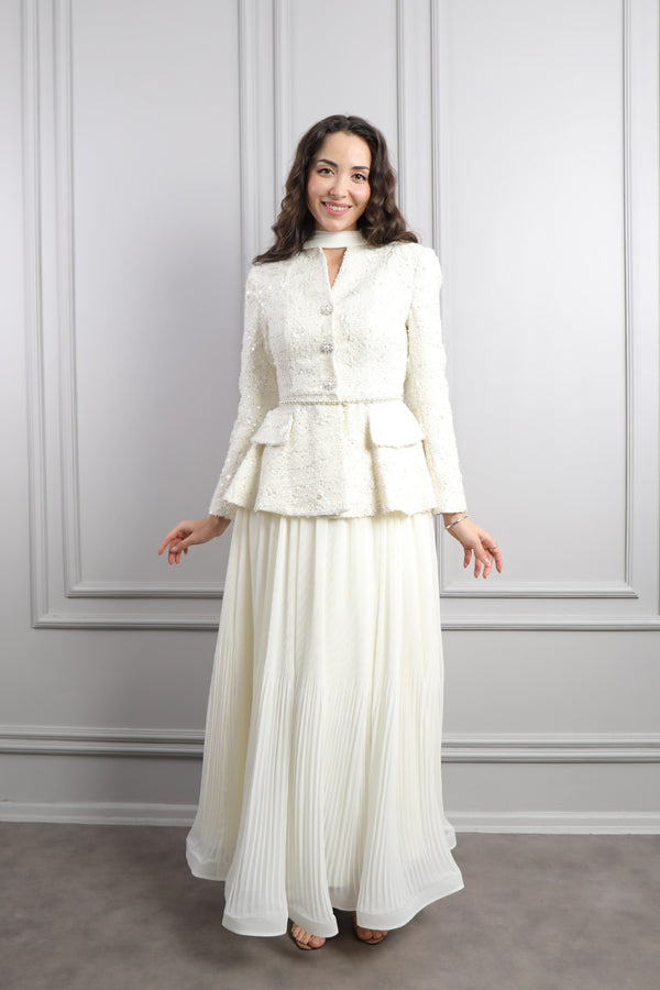 Önü Düğme Detaylı İnci Kemerli Tüvit Etek Takım Ekru