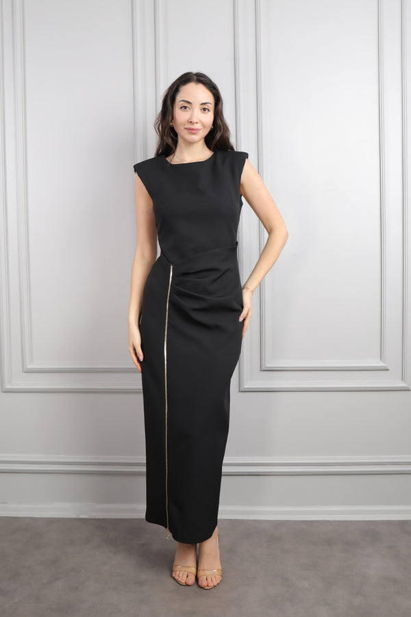 Omuzu Vatkalı Yırtmacı Fermuar Detaylı Elbise Siyah