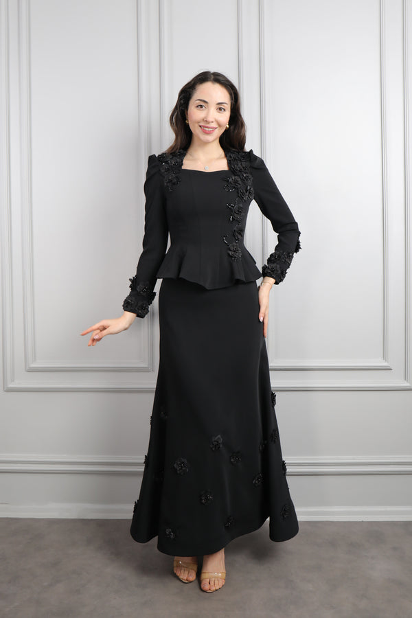 Kare Yaka Çiçek Detaylı Etek Takım Siyah