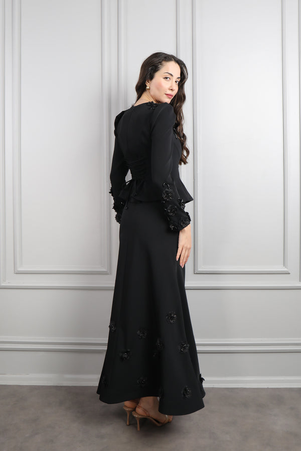 Kare Yaka Çiçek Detaylı Etek Takım Siyah