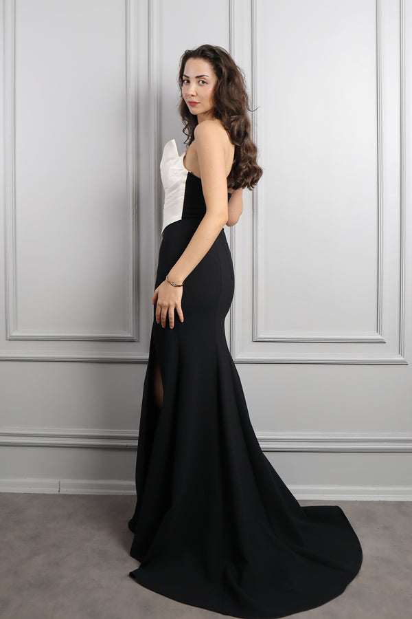 Straplez Drape Detaylı Yırtmaçlı Büyük Beden Abiye