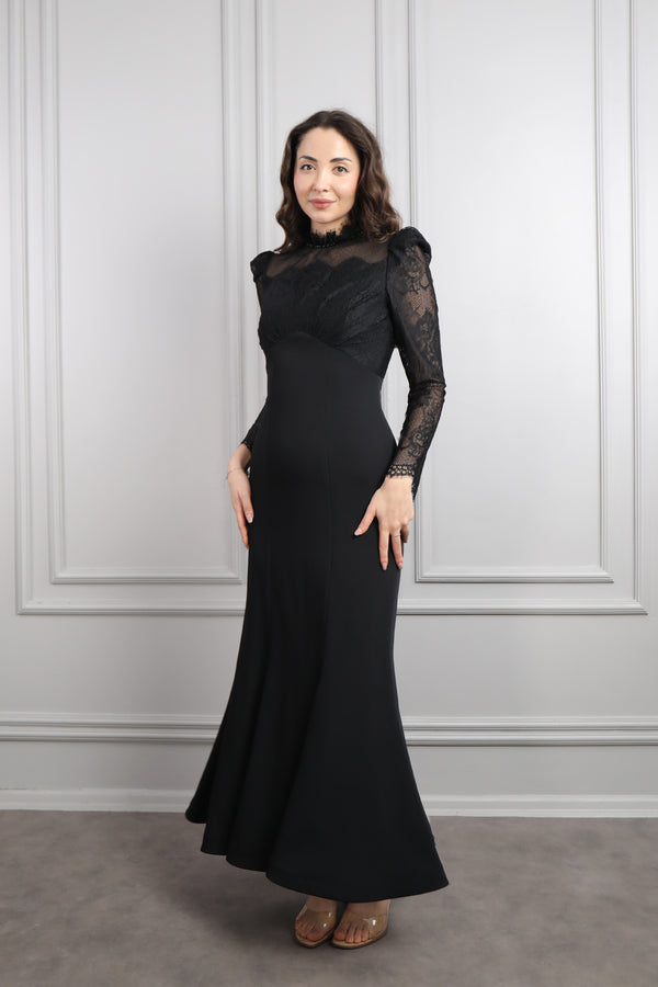Hakim Yaka Transparan Detaylı Dantelli Elbise Siyah