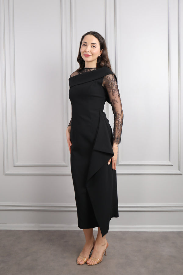 Kayık Yaka Transparan Detaylı Drapeli Midi Boy Elbise Siyah