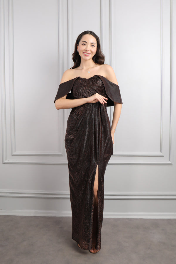 Hayık Yaka Önü Drapeli Yırtmaçlı Parlak Kumaş Abiye Bakır