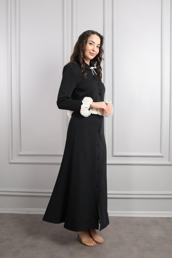 Yakası Fiyonk Detaylı Önü Düğmeli Etek Takım Siyah