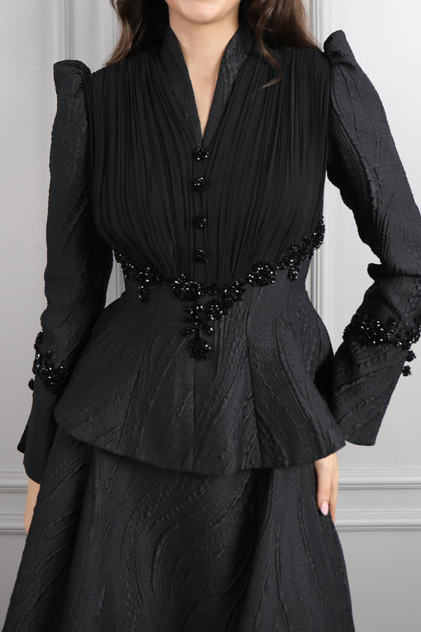 Önü Düğme Detaylı Boncuk İşlemeli Etek Takım Siyah