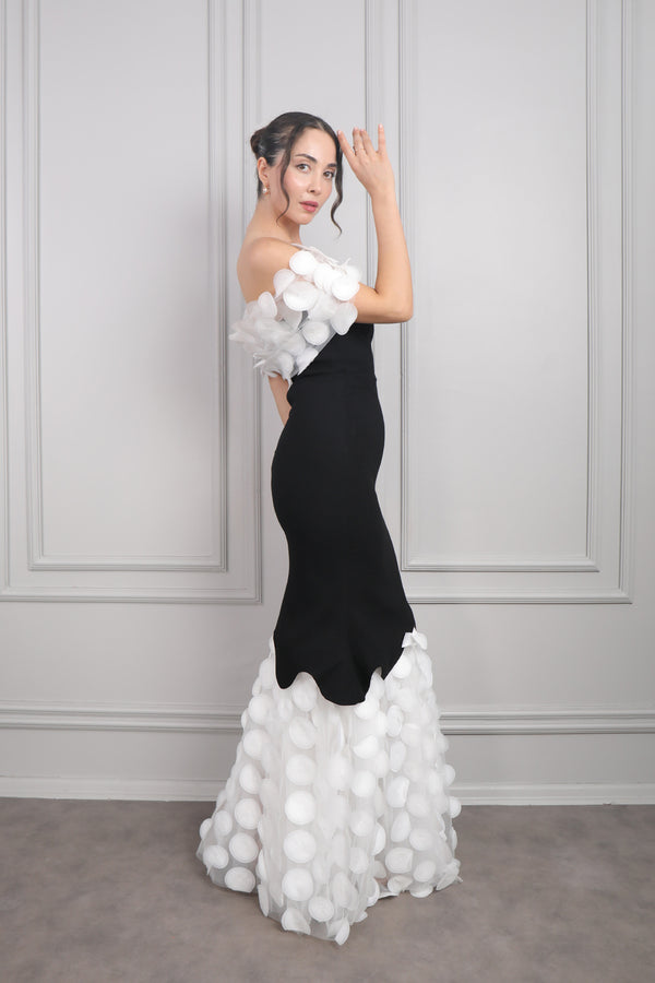 Kayık Yaka Kabarcık Tül Etek Detaylı Abiye Siyah-Ekru