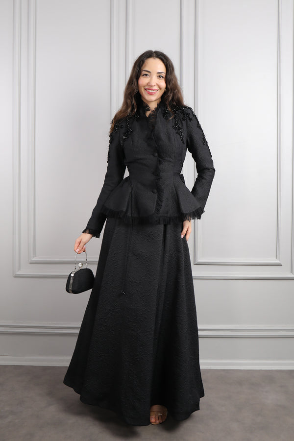 Ceketi Fırfırlı Boncuk İşlemeli Çanta Aksesuar Detaylı Etek Takım Siyah